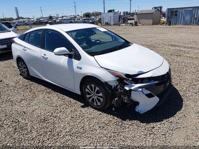 TOYOTA PRIUS PRIME 2021