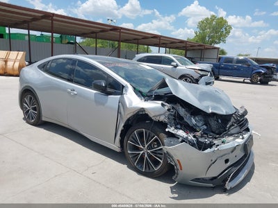 TOYOTA PRIUS 2024