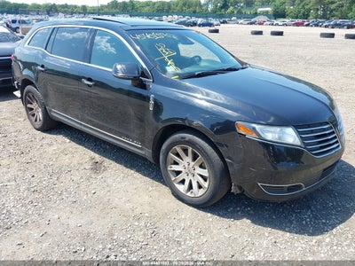 LINCOLN MKT 2018