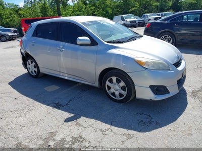 TOYOTA MATRIX 2010