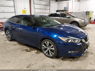 NISSAN MAXIMA 2017