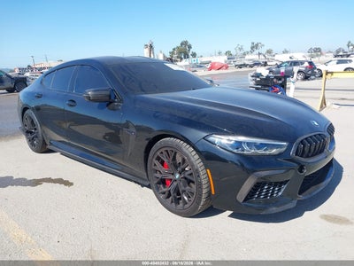 BMW M8 GRAN COUPE 2022