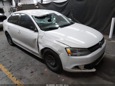 VOLKSWAGEN JETTA 2013