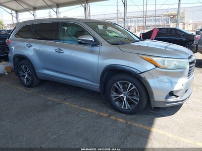 TOYOTA HIGHLANDER 2016