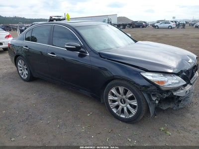 HYUNDAI GENESIS 2011