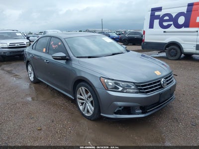 VOLKSWAGEN PASSAT 2019