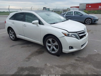 TOYOTA VENZA 2015