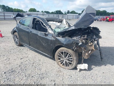 TOYOTA CAMRY 2021