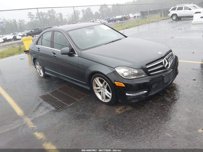 MERCEDES-BENZ C 300 2013