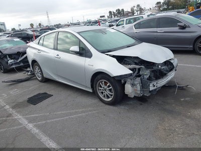 TOYOTA PRIUS 2017