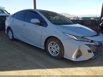 TOYOTA PRIUS PRIME 2019