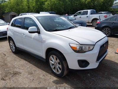 MITSUBISHI OUTLANDER SPORT 2015