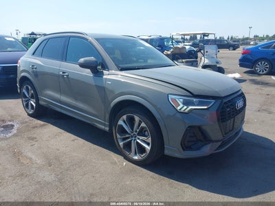 AUDI Q3 2021