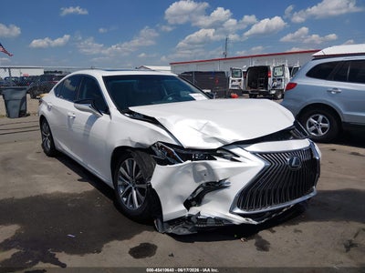 LEXUS ES 2020