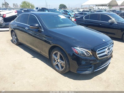MERCEDES-BENZ E 300 2017