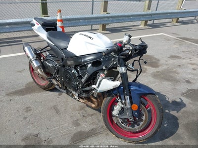 SUZUKI GSX-R600 2024