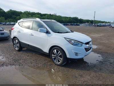 HYUNDAI TUCSON 2015