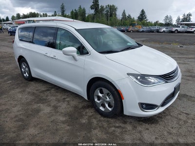 CHRYSLER PACIFICA HYBRID 2017