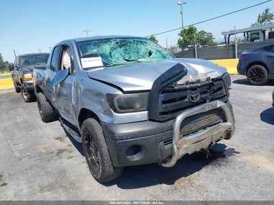 TOYOTA TUNDRA 2010