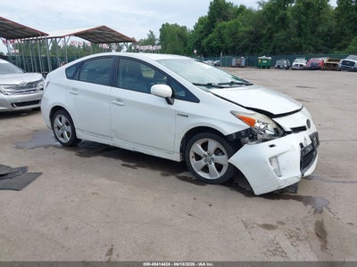 TOYOTA PRIUS 2014