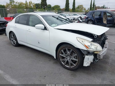 INFINITI G37 2013