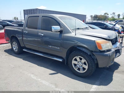 NISSAN TITAN 2011