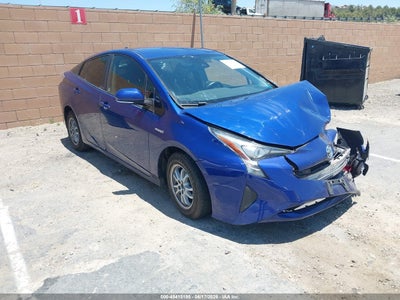 TOYOTA PRIUS 2018