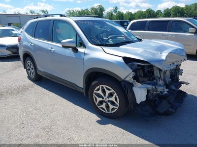 SUBARU FORESTER 2024