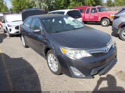 TOYOTA CAMRY HYBRID 2012