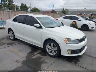 VOLKSWAGEN JETTA 2011