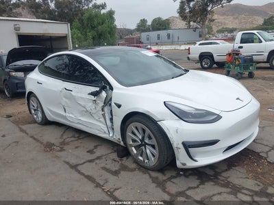TESLA MODEL 3 2021