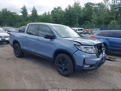HONDA RIDGELINE 2025