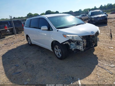 TOYOTA SIENNA 2013