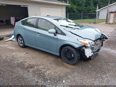 TOYOTA PRIUS 2012