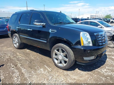 CADILLAC ESCALADE 2011