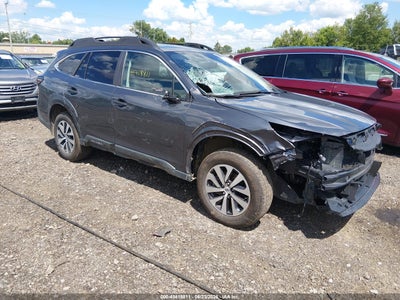 SUBARU OUTBACK 2025