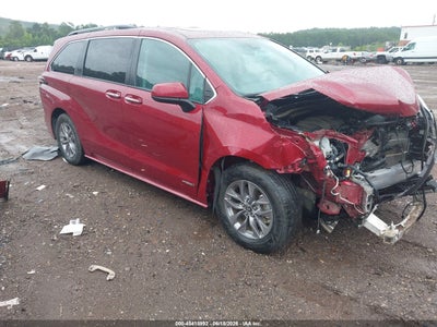 TOYOTA SIENNA 2021