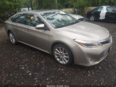 TOYOTA AVALON 2013