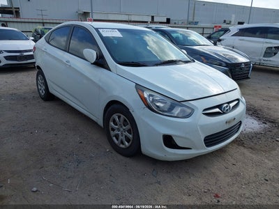 HYUNDAI ACCENT 2013