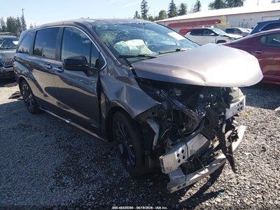 TOYOTA SIENNA 2021