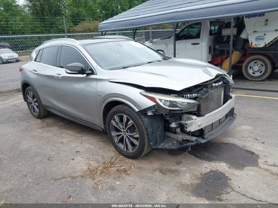 INFINITI QX30 2017