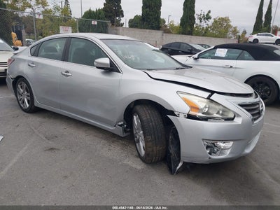 NISSAN ALTIMA 2015