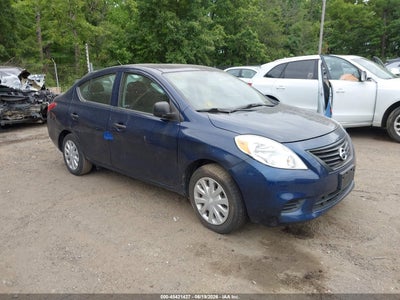 NISSAN VERSA 2013