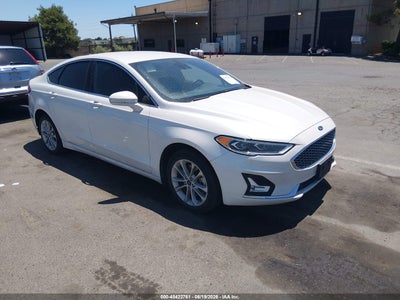 FORD FUSION ENERGI 2019