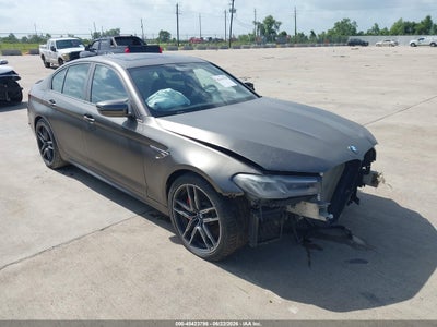 BMW M5 2022
