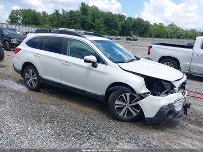 SUBARU OUTBACK 2018