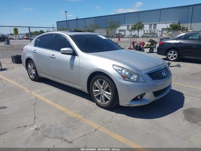 INFINITI G37 2013