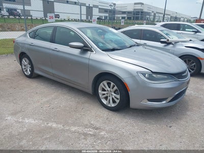 CHRYSLER 200 2015