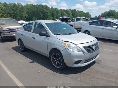 NISSAN VERSA 2013