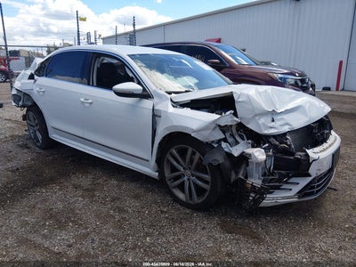 VOLKSWAGEN PASSAT 2017
